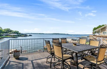 Villa On Lake Conroe