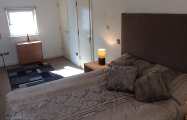 Hatton Garden   2 Bed flat to rent