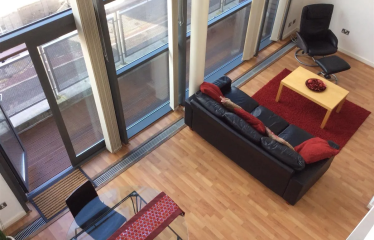 Hatton Garden   2 Bed flat to rent