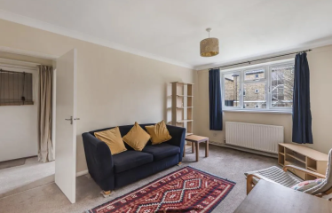 1 bed flat to rent  Millway Close