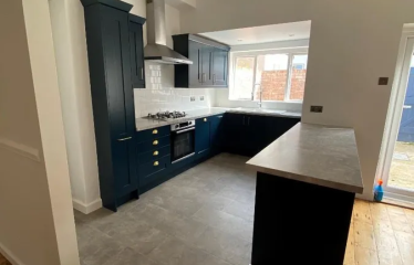 2 bed property to rent  Lucerne Street