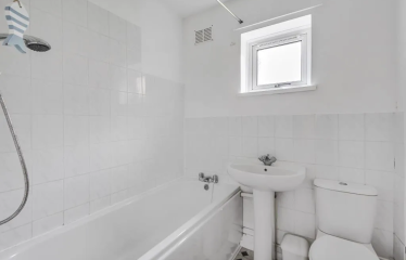 1 bed flat to rent  Millway Close