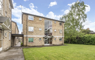 1 bed flat to rent  Millway Close