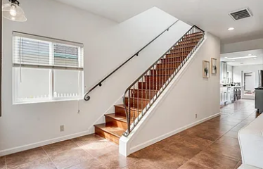 22011 E Cliff Dr, Santa Cruz, CA 95062