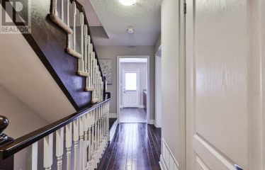 3050 DRUMLOCH Avenue