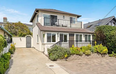 22011 E Cliff Dr, Santa Cruz, CA 95062