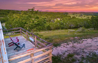307 Valley Ridge Rd, Wimberley, TX 78676