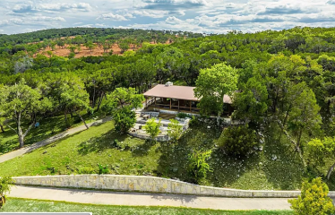 5055 Wayside Drive, Wimberley, TX 78676