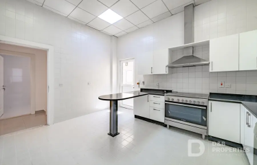 Jumeirah 2, Jumeirah, Duba