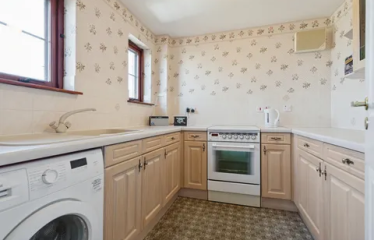 2 bed flat for sale St. Magdalenes, Linlithgow EH49