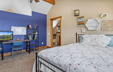 609 Whispering Pines Dr, Estes Park, CO 80517