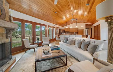 5055 Wayside Drive, Wimberley, TX 78676