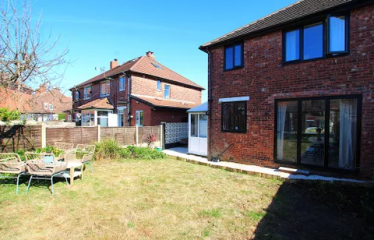 3 bed semi-detached house for sale Heywood Road, Prestwich M25