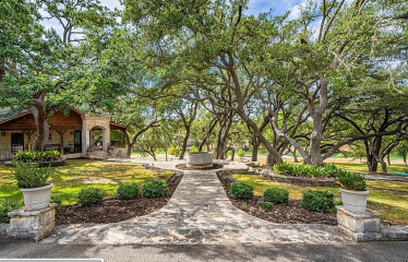 5055 Wayside Drive, Wimberley, TX 78676