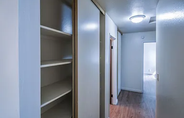 Emerald Bay Apartments