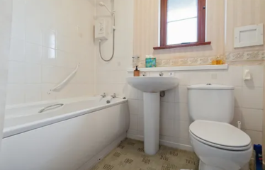 2 bed flat for sale St. Magdalenes, Linlithgow EH49